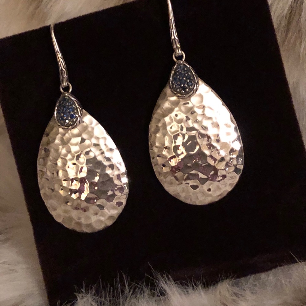 John Hardy Blue Sapphire hammered drop Earrings